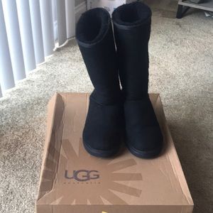 Size 7 Tall Black Classic Uggs